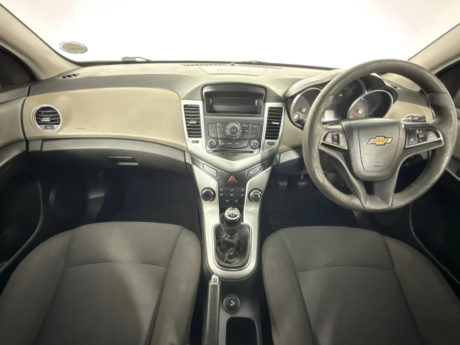 Used 2013 Chevrolet Cruze sedan 1.6 LS - WeBuyCars Pietermaritzburg Used 2013 Chevrolet Cruze sedan 1.6 LS - WeBuyCars Pietermaritzburg