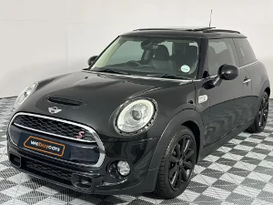 Used 2017 MINI Hatch Cooper S Hatch 3-door Seven 7 auto Used 2017 MINI Hatch Cooper S Hatch 3-door Seven 7 auto