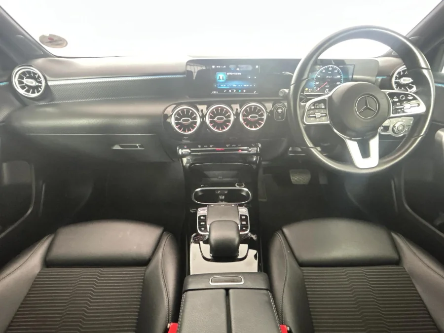 Used 2019 Mercedes-Benz A-Class A200 hatch AMG Line - WeBuyCars Lansdowne Used 2019 Mercedes-Benz A-Class A200 hatch AMG Line - WeBuyCars Lansdowne