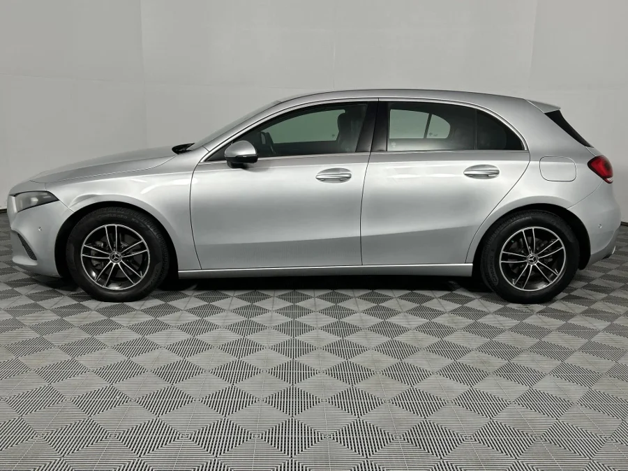 Used 2019 Mercedes-Benz A-Class A200 hatch AMG Line - WeBuyCars Lansdowne Used 2019 Mercedes-Benz A-Class A200 hatch AMG Line - WeBuyCars Lansdowne