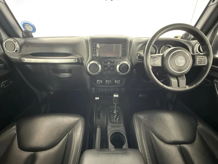 Used 2014 Jeep Wrangler Unlimited Sahara 3.6L 75th Anniversary Edition - WeBuyCars Lansdowne Used 2014 Jeep Wrangler Unlimited Sahara 3.6L 75th Anniversary Edition - WeBuyCars Lansdowne