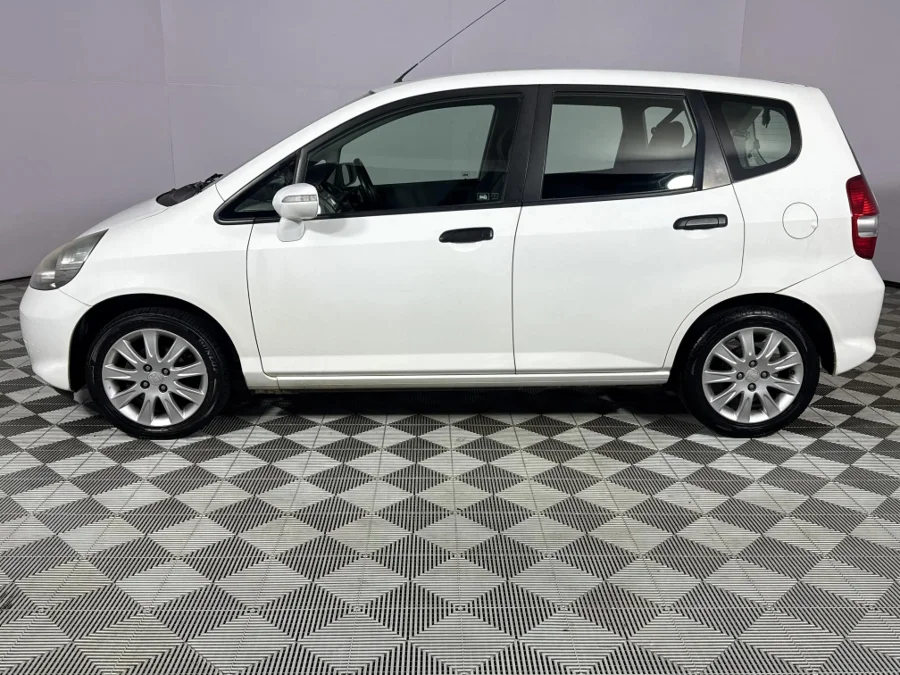 Used 2006 Honda Jazz 1.4 CVT - WeBuyCars Durban Used 2006 Honda Jazz 1.4 CVT - WeBuyCars Durban