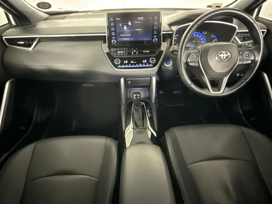 Used 2022 Toyota Corolla Cross 1.8 Hybrid XR - WeBuyCars Silverlakes