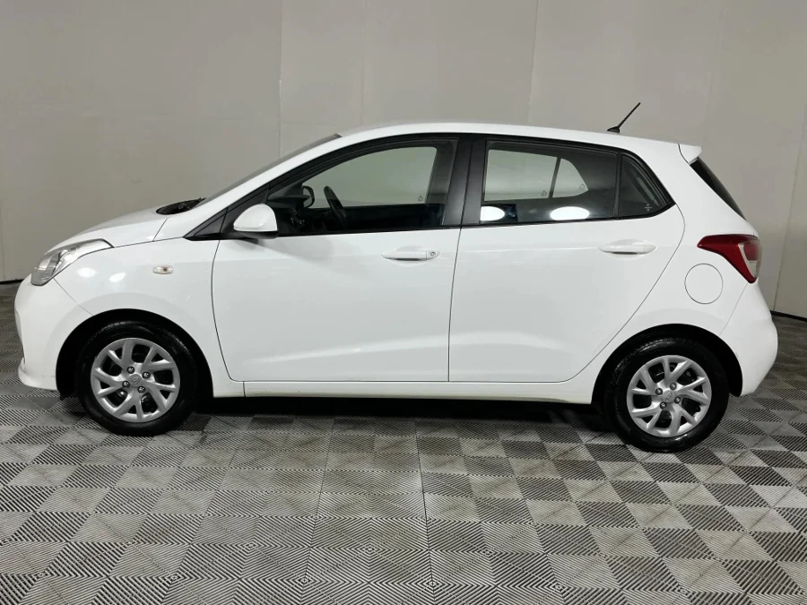 Used 2019 Hyundai Grand i10 1.0 Motion - WeBuyCars The Dome