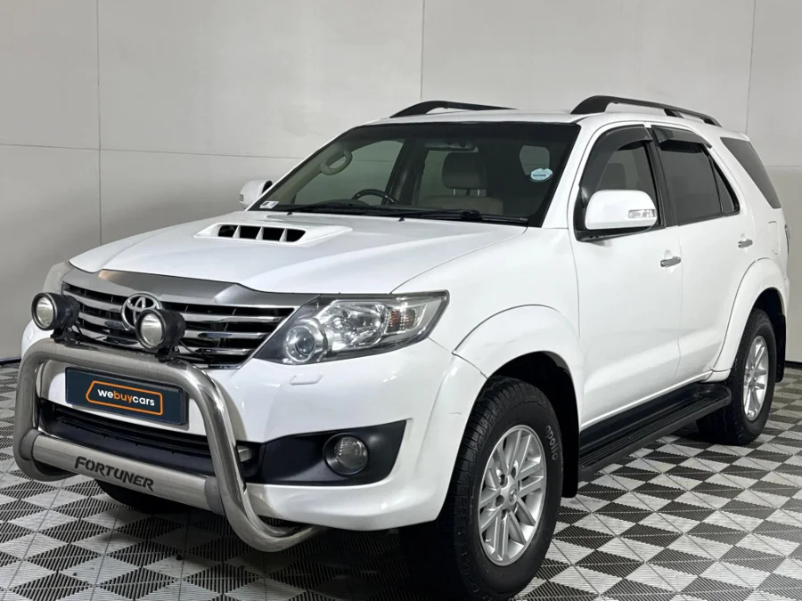Used 2011 Toyota Fortuner 3.0D-4D 4x4 auto - WeBuyCars Midstream Used 2011 Toyota Fortuner 3.0D-4D 4x4 auto - WeBuyCars Midstream