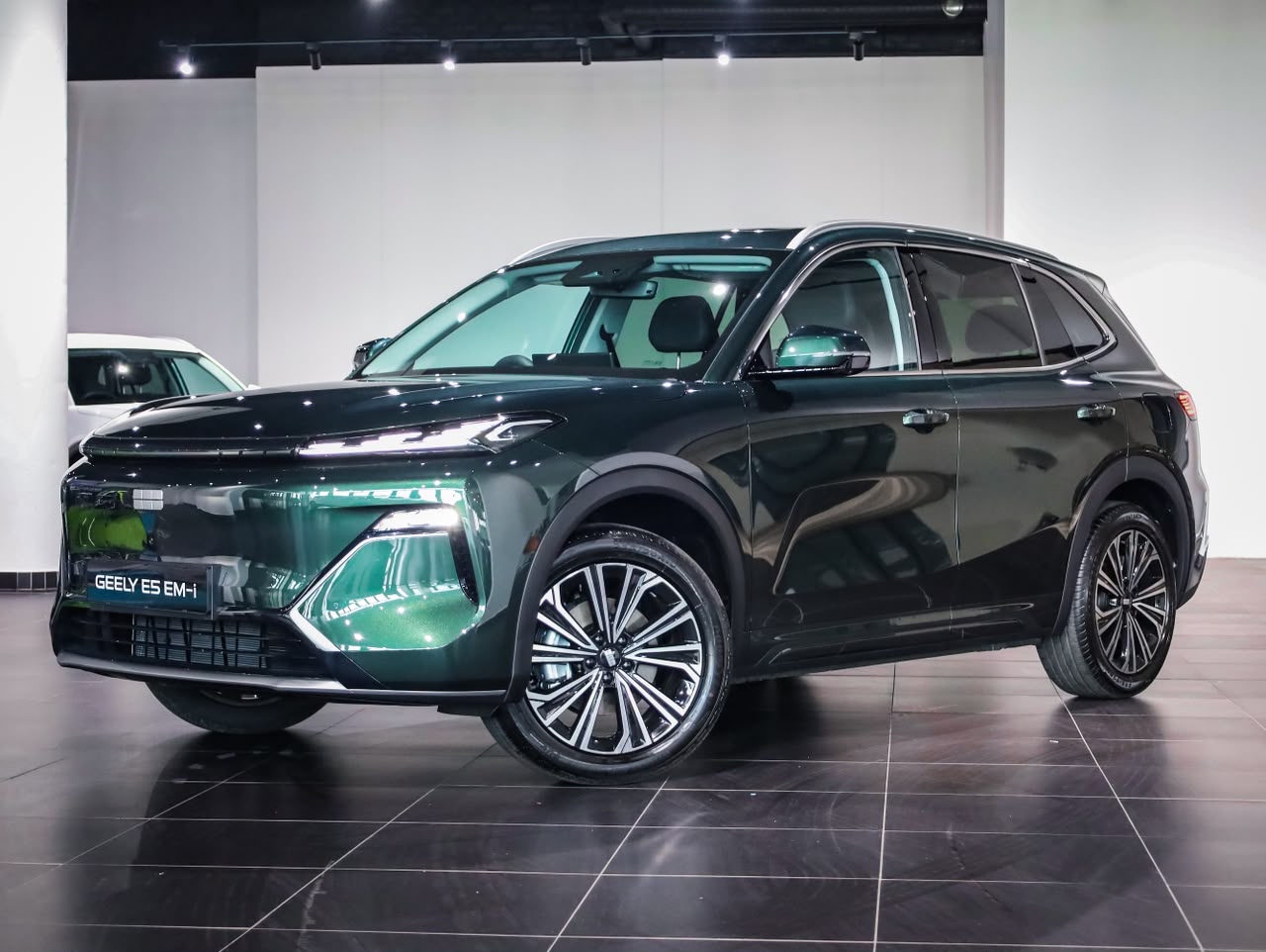 New 2026 Geely E5 EM-i Apex