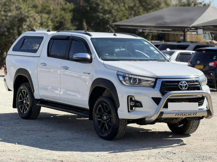 Used 2018 Toyota Hilux 2.8GD-6 4x4 Raider auto - Private Seller Used 2018 Toyota Hilux 2.8GD-6 4x4 Raider auto - Private Seller
