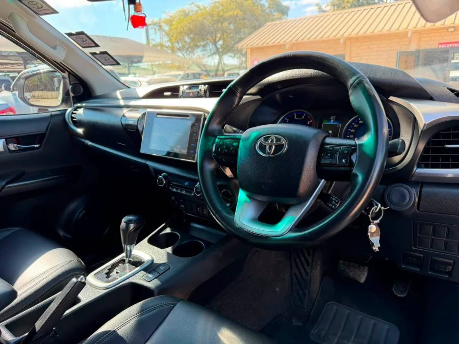 Used 2018 Toyota Hilux 2.8GD-6 4x4 Raider auto - Private Seller Used 2018 Toyota Hilux 2.8GD-6 4x4 Raider auto - Private Seller