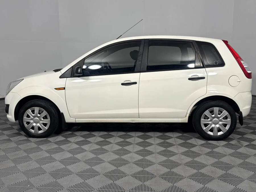 Used 2015 Ford Figo 1.4 Ambiente - WeBuyCars Richmond Used 2015 Ford Figo 1.4 Ambiente - WeBuyCars Richmond
