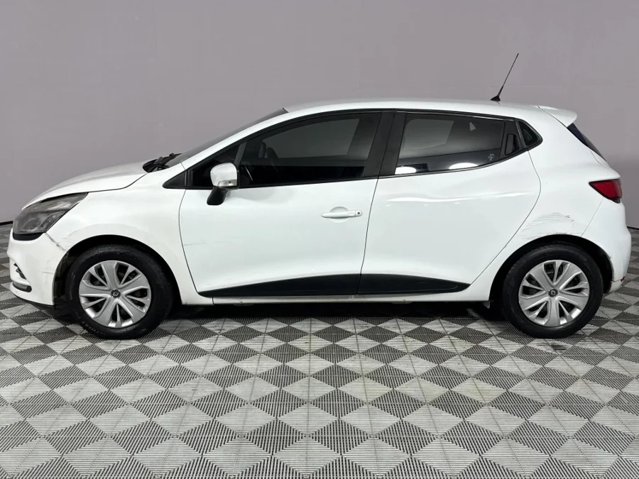 Used 2018 Renault Clio 66kW turbo Authentique - WeBuyCars Lansdowne Used 2018 Renault Clio 66kW turbo Authentique - WeBuyCars Lansdowne