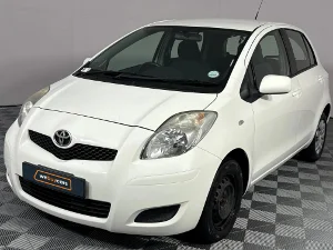 Used 2011 Toyota Yaris 1.3 5-door T3+ auto Used 2011 Toyota Yaris 1.3 5-door T3+ auto