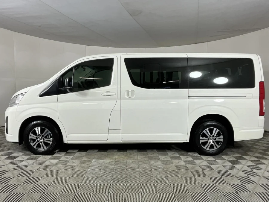 Used 2025 Toyota Quantum 2.8 LWB bus 11-seater GL - WeBuyCars The Dome