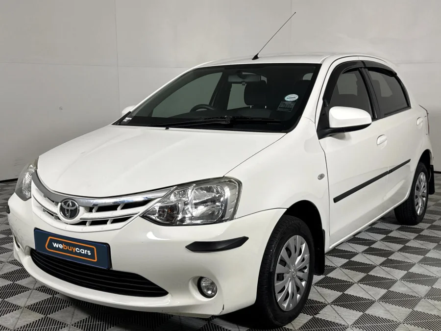 Used 2014 Toyota Etios hatch 1.5 Sprint - WeBuyCars Riverhorse Used 2014 Toyota Etios hatch 1.5 Sprint - WeBuyCars Riverhorse