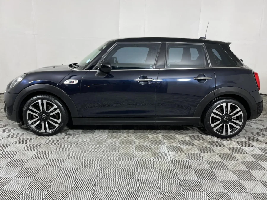 Used 2021 MINI Hatch Cooper S Hatch 5-door Shadow Edition - WeBuyCars Vereeniging Used 2021 MINI Hatch Cooper S Hatch 5-door Shadow Edition - WeBuyCars Vereeniging