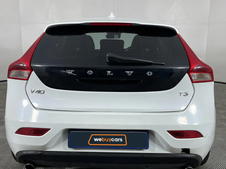 Preloaded Image 16