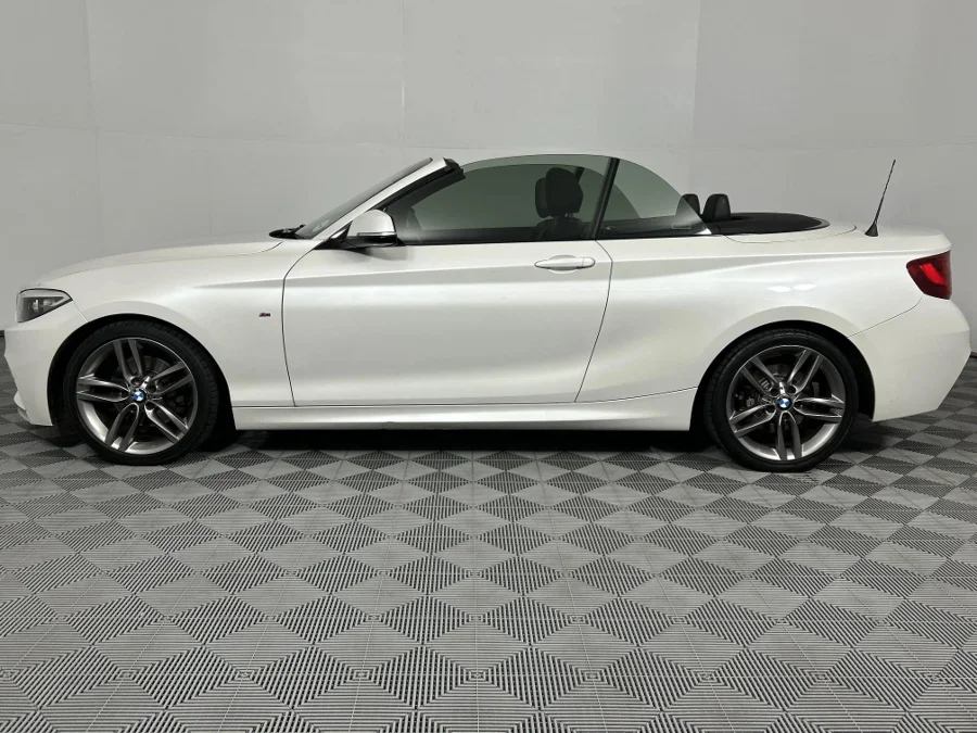 Used 2016 BMW 2 Series 220i convertible Luxury Line sports-auto - WeBuyCars Lansdowne