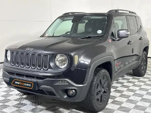 Used 2019 Jeep Renegade 2.4L 4x4 Trailhawk Used 2019 Jeep Renegade 2.4L 4x4 Trailhawk