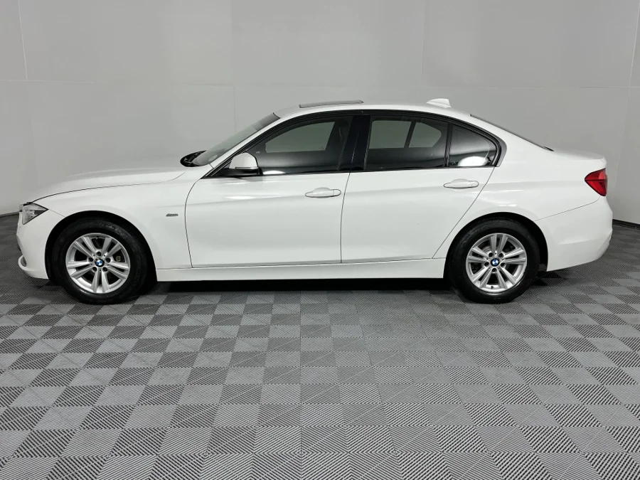 Used 2015 BMW 3 Series 318i Sport Line auto - WeBuyCars Montana Used 2015 BMW 3 Series 318i Sport Line auto - WeBuyCars Montana