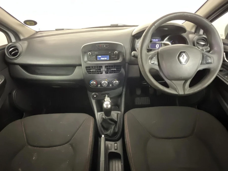 Used 2014 Renault Clio 66kW turbo Expression - WeBuyCars The Dome Used 2014 Renault Clio 66kW turbo Expression - WeBuyCars The Dome