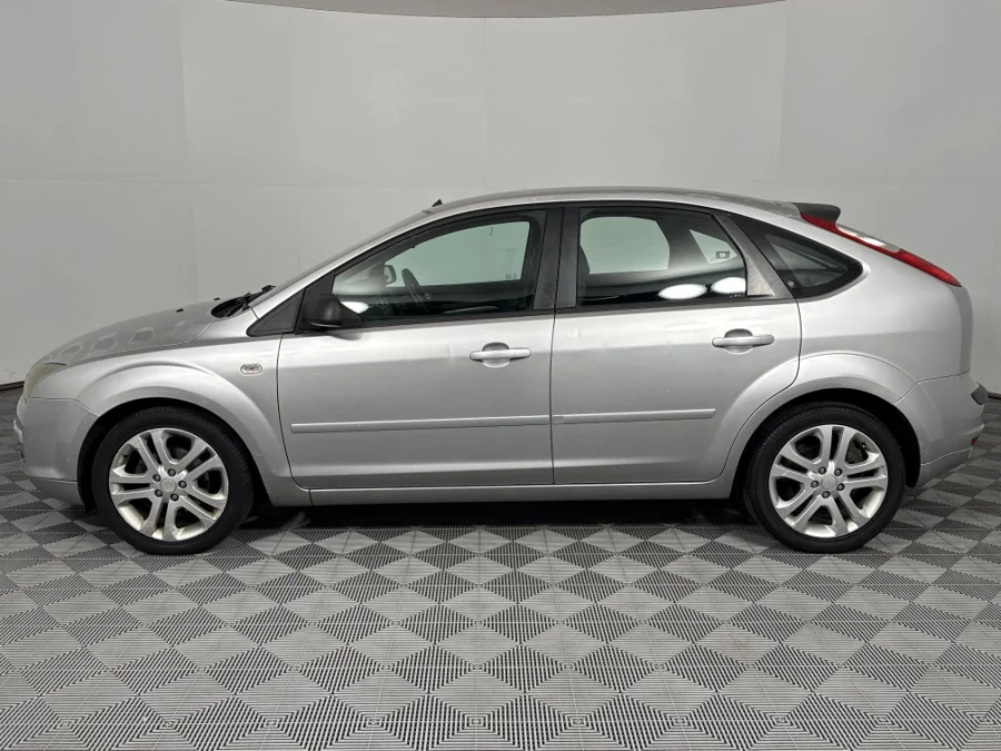 Used 2007 Ford Focus 1.6 5-door Si - WeBuyCars Richmond