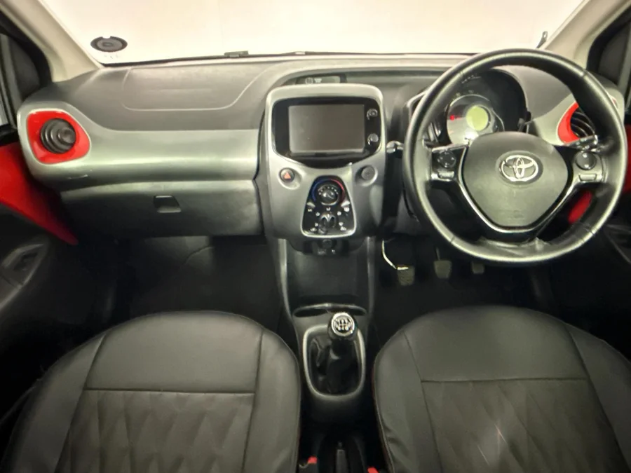 Used 2020 Toyota Aygo 1.0 X-Play - WeBuyCars Lansdowne