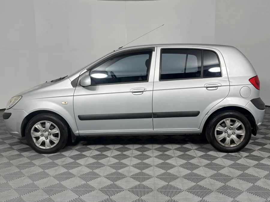 Used 2009 Hyundai Getz 1.4 GL high-spec - WeBuyCars Richmond Used 2009 Hyundai Getz 1.4 GL high-spec - WeBuyCars Richmond