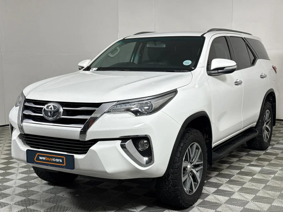 Used 2018 Toyota Fortuner 2.8GD-6 4x4 auto - WeBuyCars The Dome Used 2018 Toyota Fortuner 2.8GD-6 4x4 auto - WeBuyCars The Dome