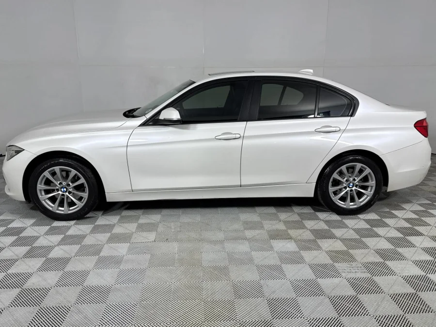 Used 2017 BMW 3 Series 320d sports-auto - WeBuyCars Silverlakes Used 2017 BMW 3 Series 320d sports-auto - WeBuyCars Silverlakes