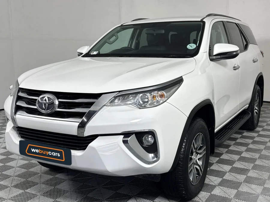 Used 2019 Toyota Fortuner 2.4GD-6 4x4 auto - WeBuyCars The Dome Used 2019 Toyota Fortuner 2.4GD-6 4x4 auto - WeBuyCars The Dome