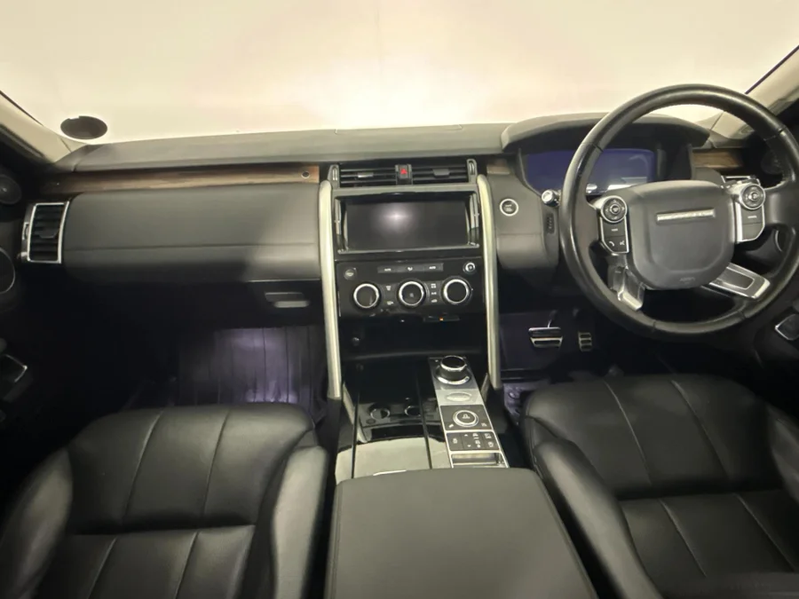 Used 2019 Land Rover Discovery HSE Luxury Td6 - WeBuyCars Lansdowne