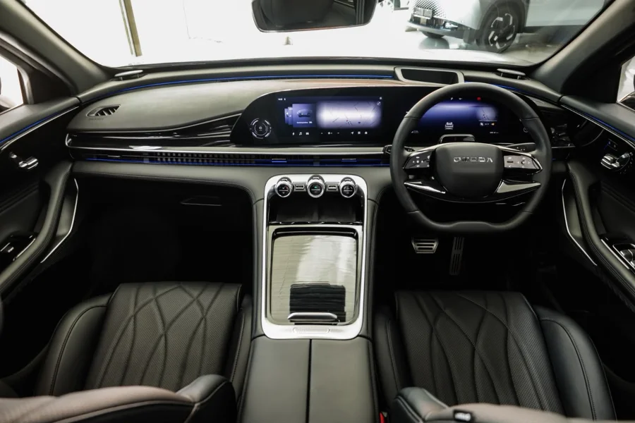 New 2026 Omoda C9 1.5T PHEV Explore AWD - Omoda Jaecoo Hatfield New 2026 Omoda C9 1.5T PHEV Explore AWD - Omoda Jaecoo Hatfield