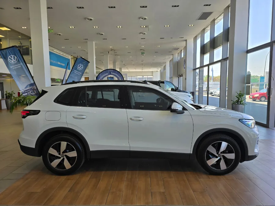 Used 2025 Volkswagen Tiguan 1.4TSI Life - VW Melrose Arch Pre-owned Used 2025 Volkswagen Tiguan 1.4TSI Life - VW Melrose Arch Pre-owned