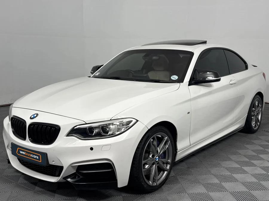Used 2014 BMW 2 Series M235i coupe auto - WeBuyCars Richmond Used 2014 BMW 2 Series M235i coupe auto - WeBuyCars Richmond