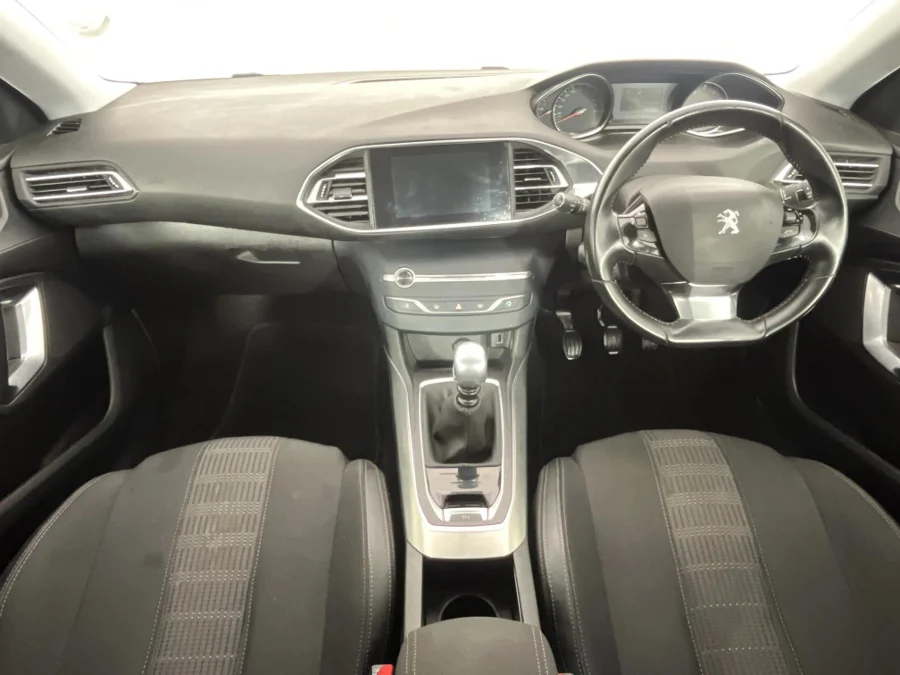 Used 2019 Peugeot 308 1.2T Allure - WeBuyCars Mbombela