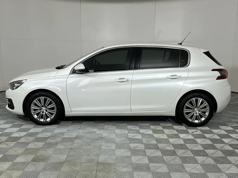 Used 2019 Peugeot 308 1.2T Allure - WeBuyCars Mbombela