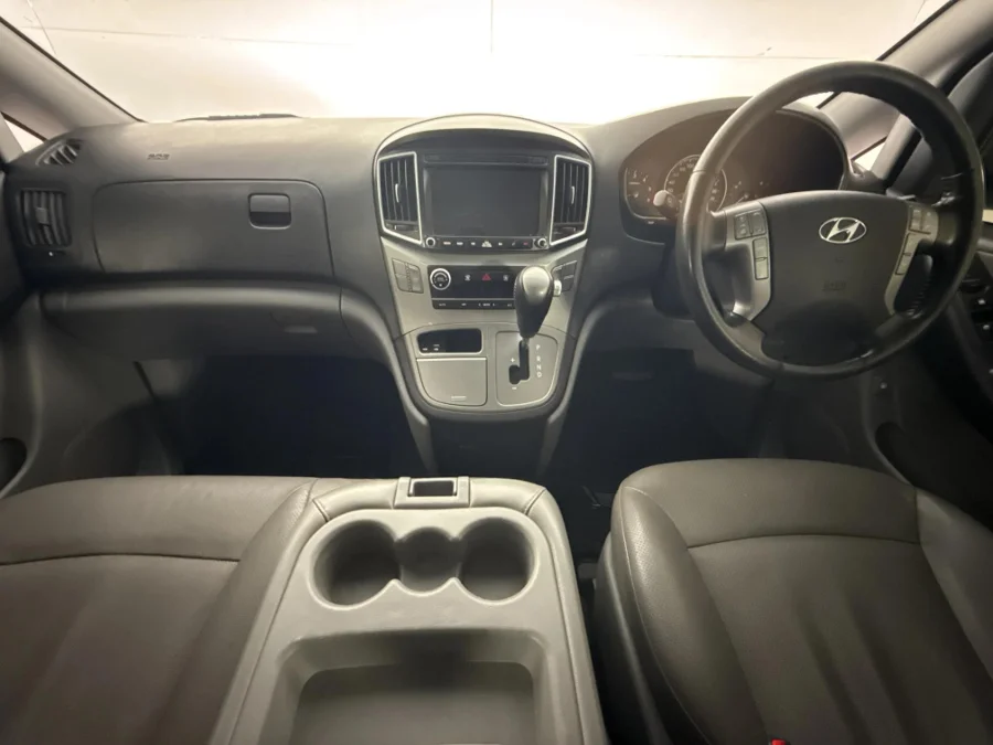 Used 2018 Hyundai H-1 2.5VGTi bus Elite 9-seater - WeBuyCars Vereeniging
