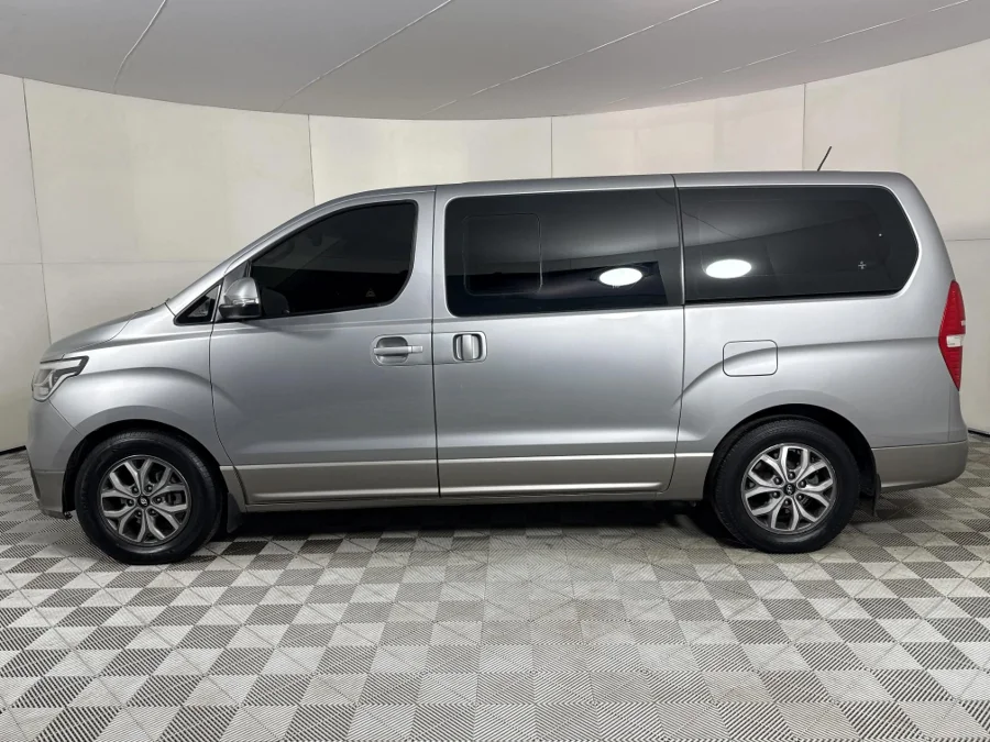 Used 2018 Hyundai H-1 2.5VGTi bus Elite 9-seater - WeBuyCars Vereeniging