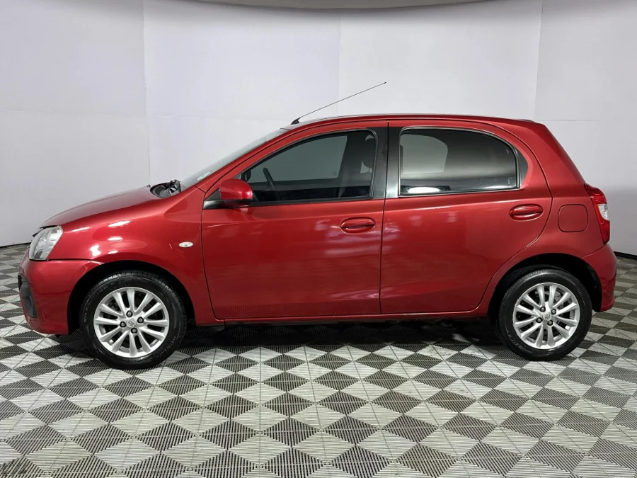 Used 2018 Toyota Etios hatch 1.5 Sprint - WeBuyCars Durban Used 2018 Toyota Etios hatch 1.5 Sprint - WeBuyCars Durban
