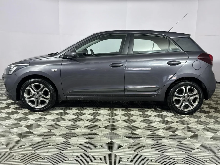 Used 2020 Hyundai i20 1.2 Fluid - WeBuyCars Durban