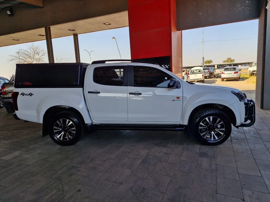 Used 2021 Isuzu D-Max 250 double cab 4x4 X-Rider - Highway Motors