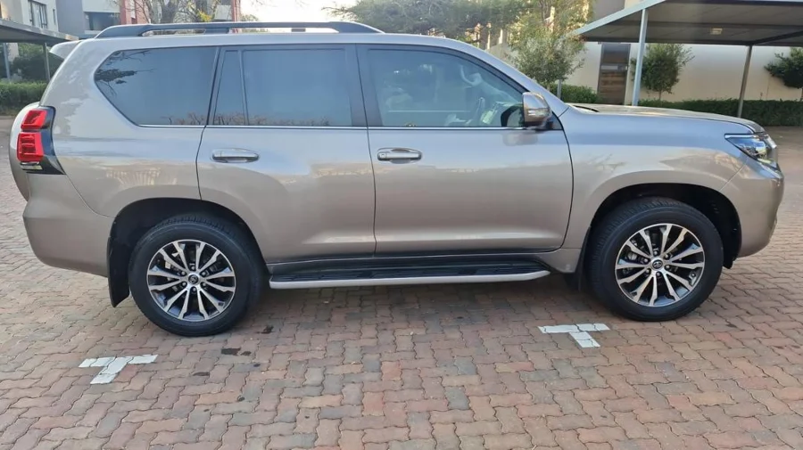 Used 2022 Toyota Land Cruiser Prado 3.0DT VX-L - Private Seller