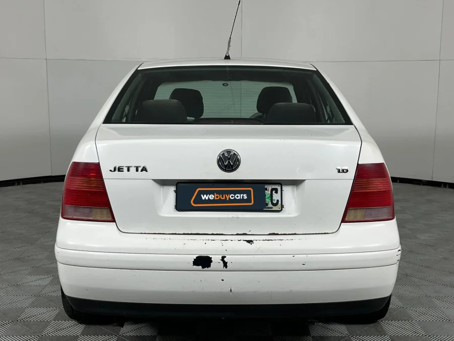 Preloaded Image 15