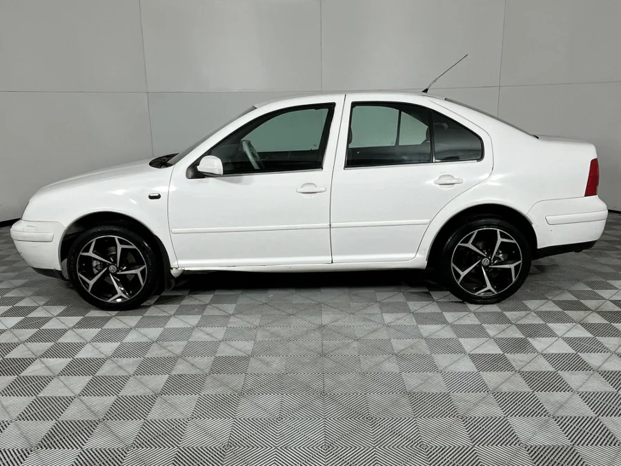 Used 2005 Volkswagen Jetta 1.6 - WeBuycars East London Used 2005 Volkswagen Jetta 1.6 - WeBuycars East London