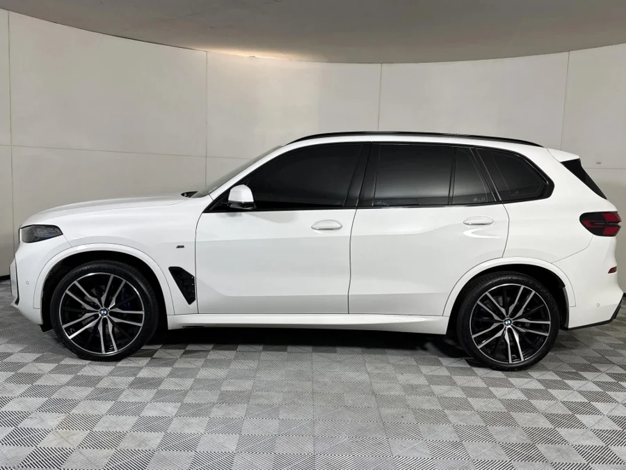 Used 2023 BMW X5 xDrive30d M Sport - WeBuyCars Midstream Used 2023 BMW X5 xDrive30d M Sport - WeBuyCars Midstream