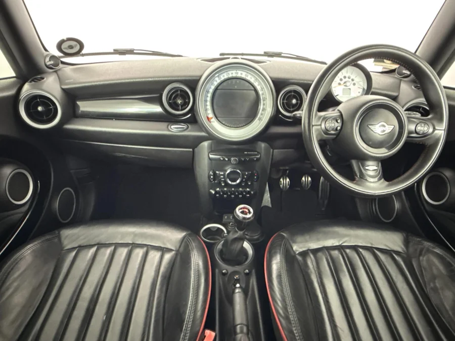 Used 2014 MINI Hatch Cooper S - WeBuyCars Mbombela Used 2014 MINI Hatch Cooper S - WeBuyCars Mbombela