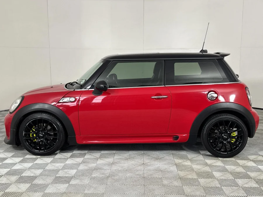 Used 2014 MINI Hatch Cooper S - WeBuyCars Mbombela Used 2014 MINI Hatch Cooper S - WeBuyCars Mbombela