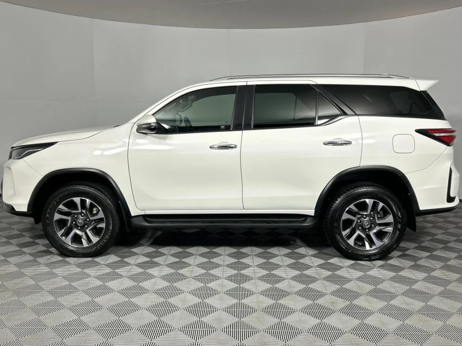 Used 2023 Toyota Fortuner 2.4GD-6 auto - WeBuyCars Lansdowne Used 2023 Toyota Fortuner 2.4GD-6 auto - WeBuyCars Lansdowne