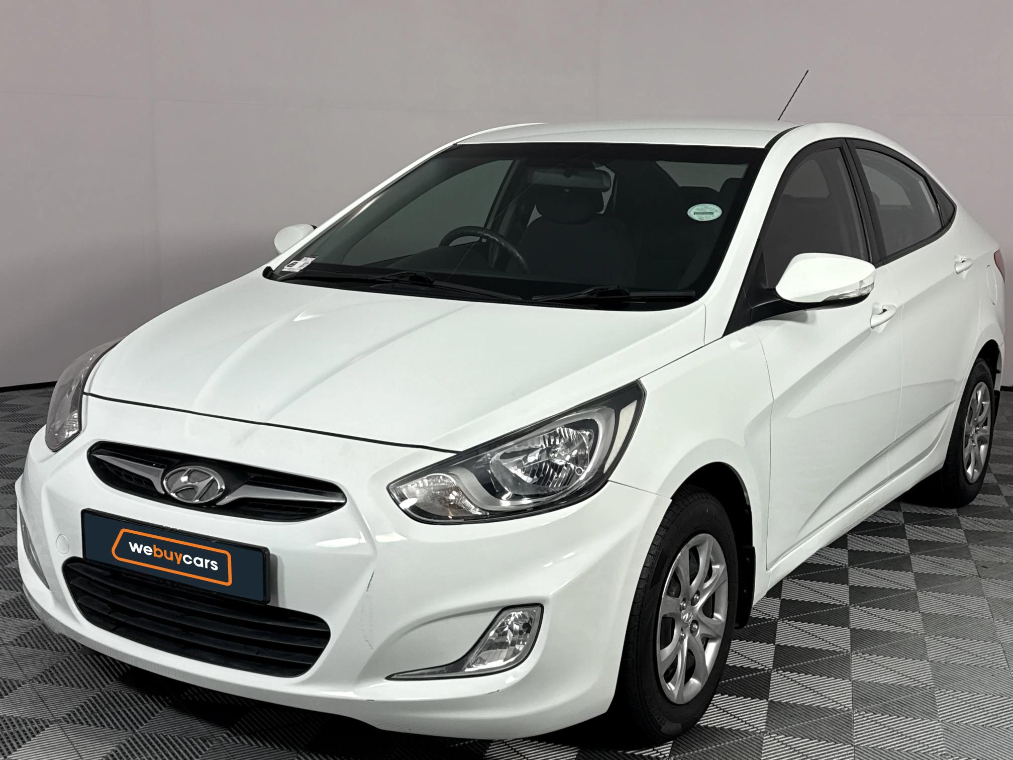 Used 2014 Hyundai Accent sedan 1.6 Fluid