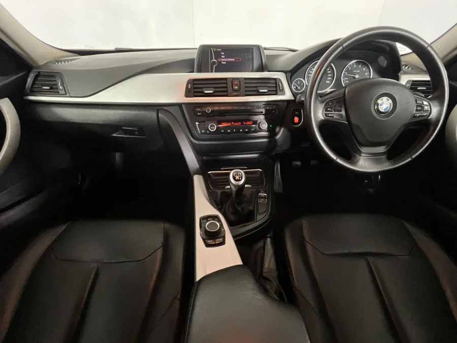 Used 2012 BMW 3 Series 320i sports-auto - WeBuyCars Silverlakes Used 2012 BMW 3 Series 320i sports-auto - WeBuyCars Silverlakes