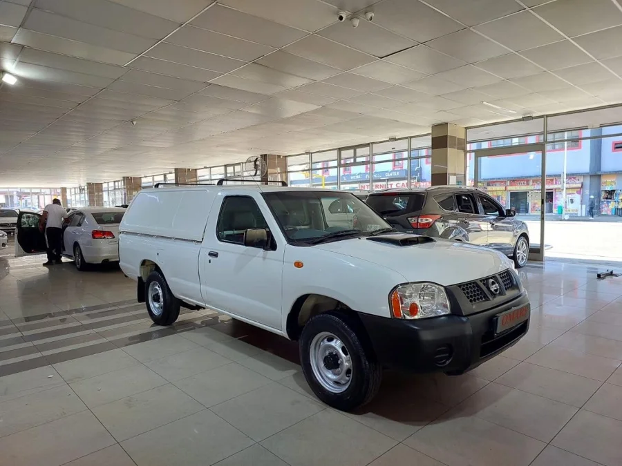 Used 2017 Nissan NP300 Hardbody 2.5TDi S - Private Seller